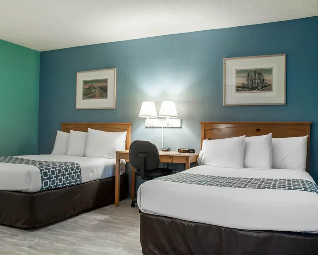 غرفة قياسية بسريرين مزدوجين، Econo Lodge Buffalo South 2/4