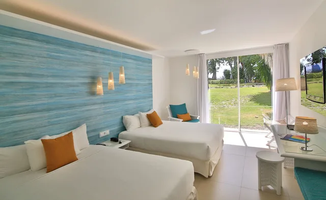 Palm, Superior, King Bed، La Creole Beach Hotel and Spa 2/2