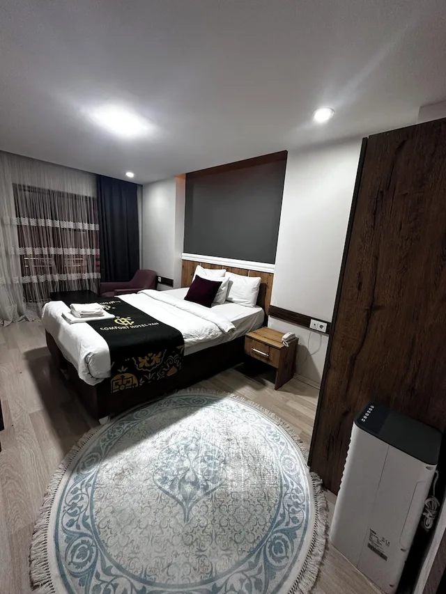 Family Suite, 1 Double and 3 Single Beds, Comfort Suites Hotel 2/3