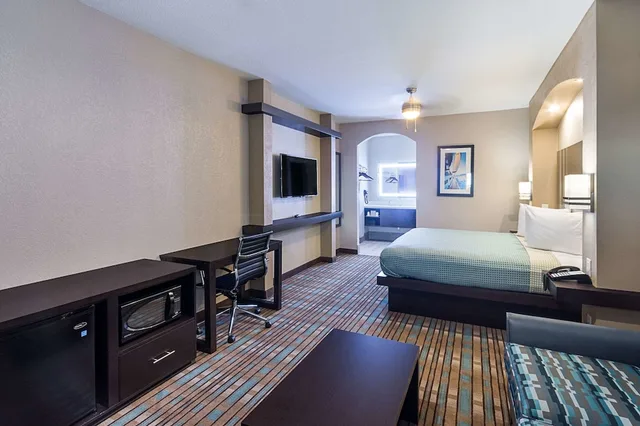 غرفة قياسية بسرير كينج، Econo Lodge Inn and Suites Houston NW-Cy-Fair 3/4