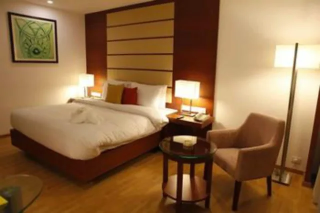غرفة ديلوكس، Lemon Tree Hotel Shimona 1/4