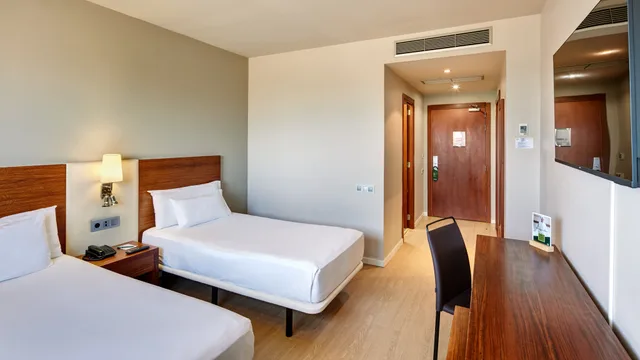 غرفة كلاسيكية مفردة بسريرين منفصلين، Sercotel Ciutat de Montcada 1/5