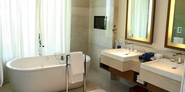 غرفة فاخرة، THE OBEROI GURGAON 1/2