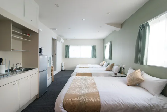 Suite, 3 Double Beds, Mountain View, Outdoor Bath، Etavia Yufuin ekimae 1/1
