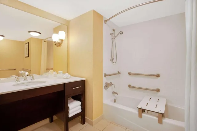استوديو بسرير كينج مع أريكة لذوي الإعاقة، Homewood Suites By Hilton Tampa-Brandon 4/4