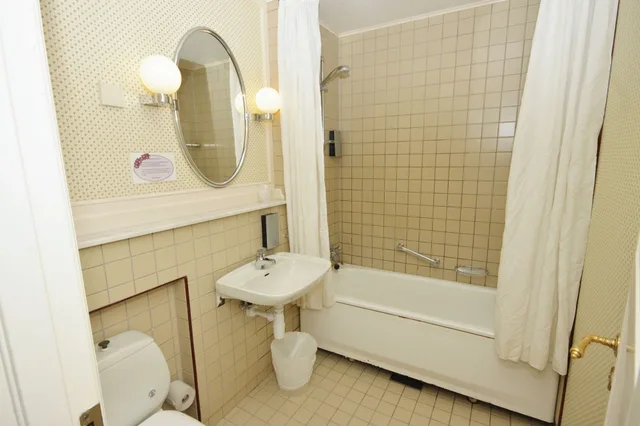 Deluxe, Double Bed, Mountain View, Sofa, BEST WESTERN SAUDA FJORDHOTELL 2/2