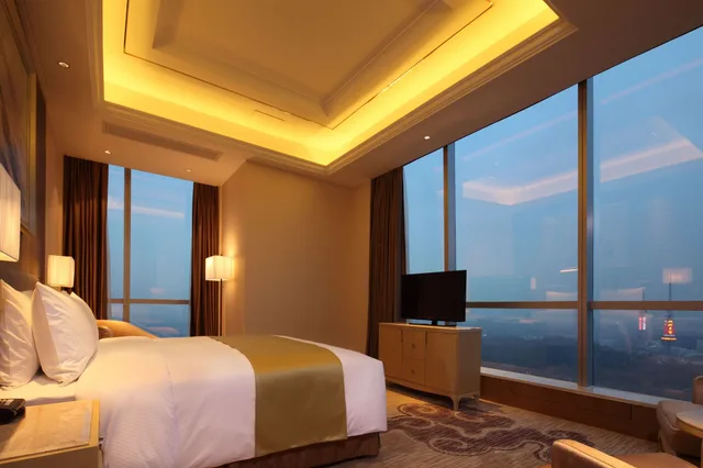 جناح تنفيذي بسرير كينج مع دخول صالة النادي، DoubleTree by Hilton Hotel Guangzhou 4/7