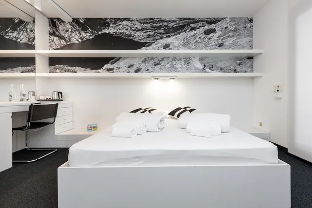 غرفة قياسية بسرير كوين وسرير فردي، Santoni Freestyle Hotel 6/9