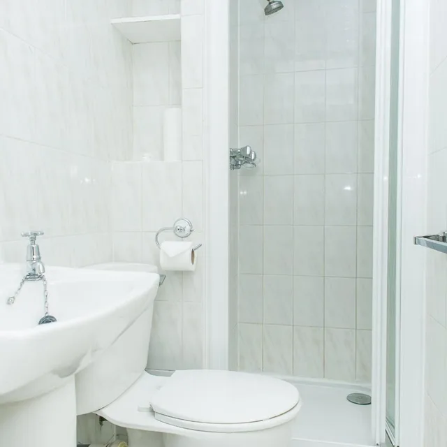 غرفة رباعية، Avonmore Hotel Cartwright Gardens 3/6