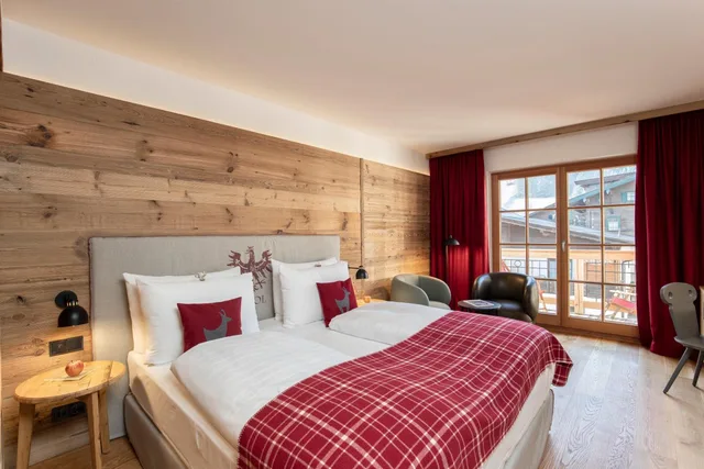 غرفة قياسية بسرير كينج، Hotel Kitzhof Mountain Design Resort 2/6