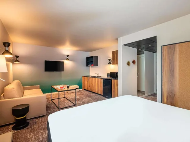 Apartment, 2 Double Beds, Ibis Styles Paris Meteor Avenue D'italie 1/3
