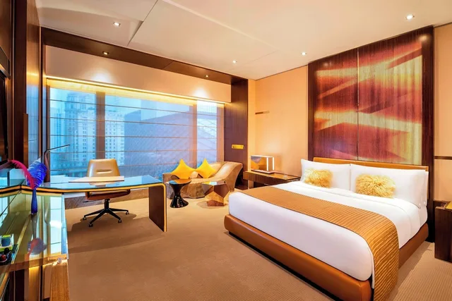 Design, King Bed, City View، W Guangzhou Hotel 1/6