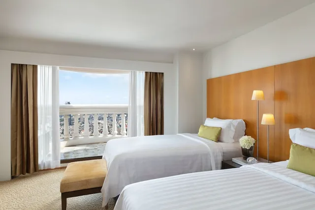 2 Bedrooms, Tower, Club, Suite, Living Area، Tower Club at Lebua 4/6