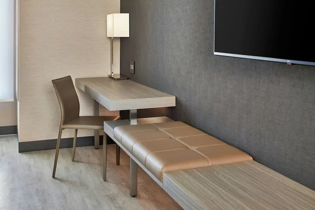 غرفة بسرير كينج لذوي الإعاقة، Ac Hotel By Marriott Sacramento 2/10