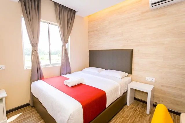 غرفة قياسية بسرير كوين، Icon Hotel 6/10