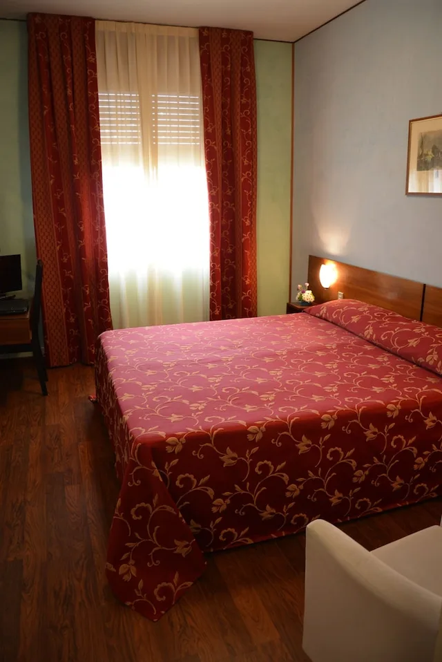 غرفة بسريرين منفصلين، HOTEL SALIERI 8/10