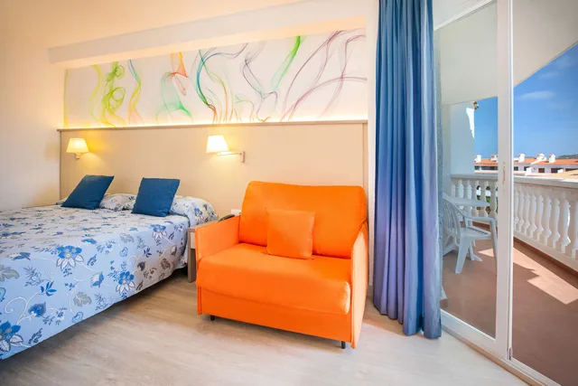 غرفة بسريرين منفصلين، Hotel Servigroup Romana 6/10