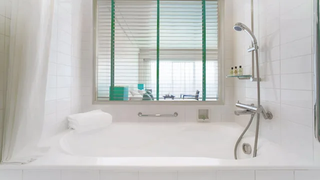 غرفة كلوب بسريرين منفصلين بإطلالة على البحر، Ana Intercontinental Manza Beach Resort 2/3