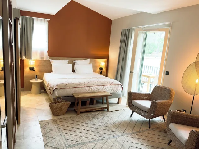 غرفة ديلوكس بسرير كينج، Hotel L'Escalet 1/2