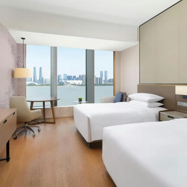 غرفة بريميير بسريرين مزدوجين بإطلالة على النهر، Hangzhou Marriott Hotel Qianjiang 1/6