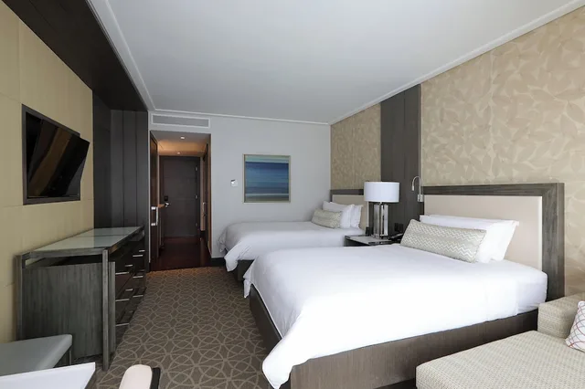 غرفة كلاسيكية بسريرين مزدوجين بإطلالة على المدينة، Intercontinental Real Santo Domingo 4/10