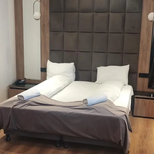 جناح بسرير كينج بإطلالة على المسبح، Dana 2 3/10