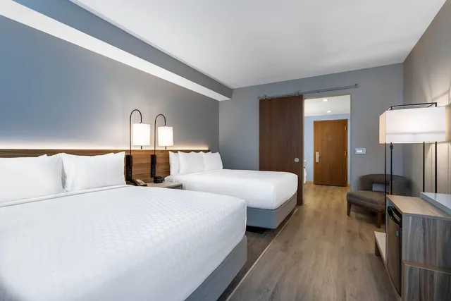 غرفة بسريرين كوين لذوي الإعاقة، Wyndham Garden Miami International Airport 4/10