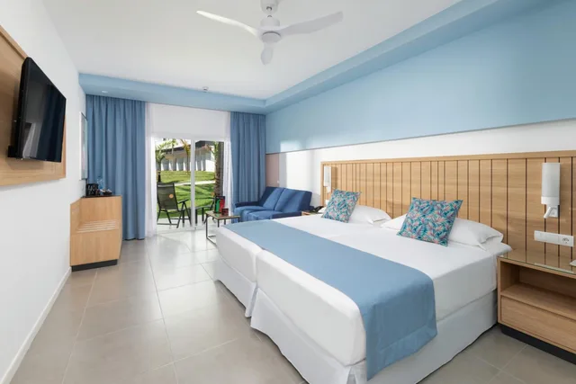 غرفة مزدوجة بإطلالة على الحديقة، Riu Palace Palmeras 2/5