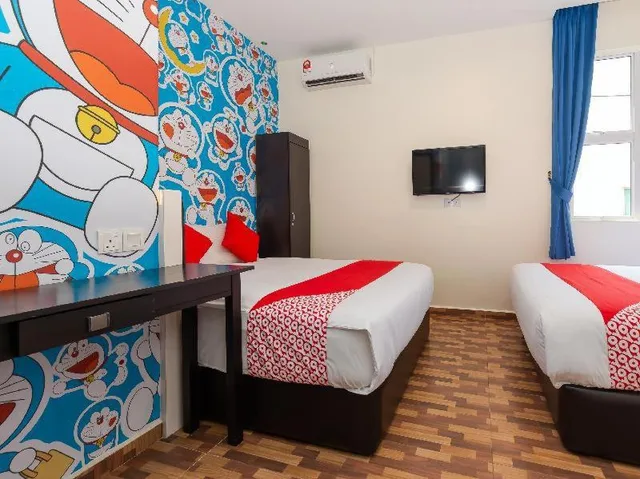 Standard, Quadruple, 2 Double Beds, Goldcity Hotel 2/2