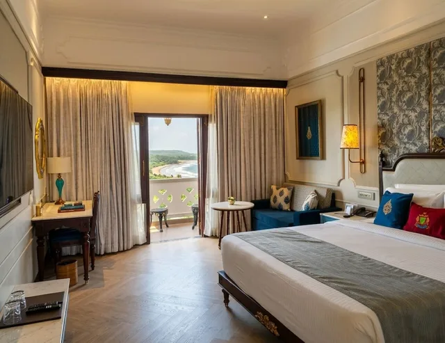 غرفة ملكية كلوب، Noor Us Sabah Palace 1/6
