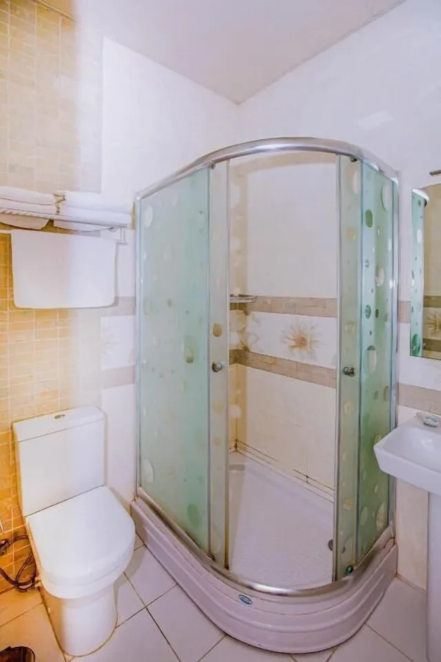غرفة كومفورت بسرير كوين بإطلالة على المدينة، Clover Hotel Baku 7/7