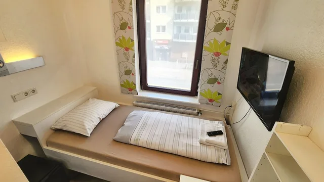 Economy, Single, Single Bed, Marion Weber House 10/10