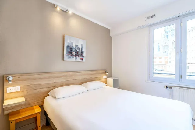 Room, Double Bed, Comfort Hotel Alba Rouen 1/4
