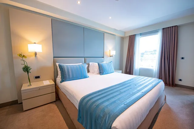 جناح ركني بإطلالة على المرفأ، Port Palace Hotel 2/10