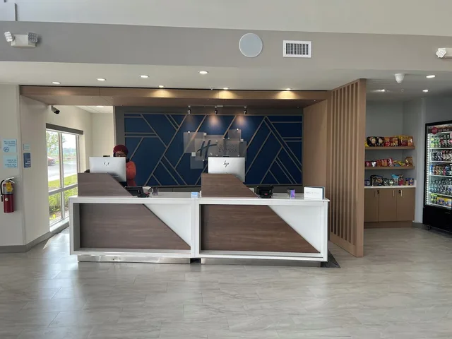 Holiday Inn Express Peotone، فرانكفورت 7/50