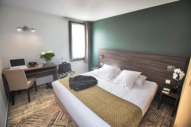 غرفة قياسية بسرير كوين، Loreak Hotel 6/9