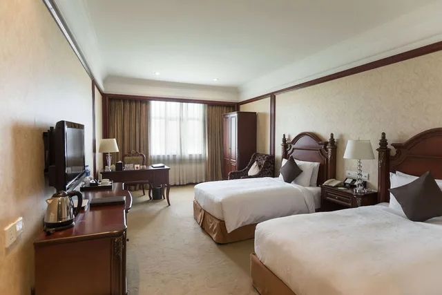 غرفة ديلوكس بسريرين منفصلين، Wyndham Shanghai Hongqiao 3/4
