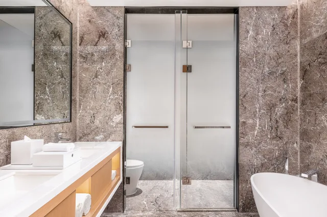جناح جونيور بسرير كينج، The Westin Wuhan Hanyang 7/8
