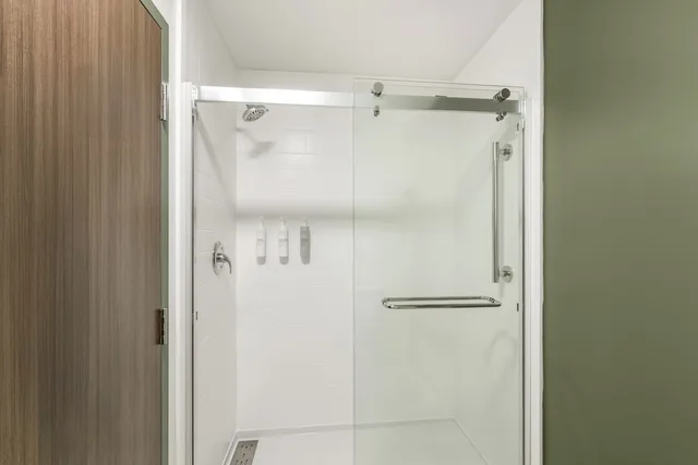 غرفة بسرير كينج، Casco Bay Inn 8/8