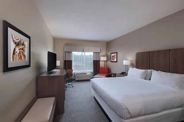 غرفة قياسية بسرير كينج، Holiday Inn Express Suites Austin Nw Four Points 1/2