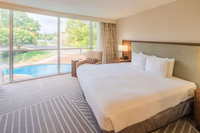Standard, Hilton Memphis 1/3