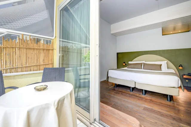 غرفة بسرير مزدوج بشرفة، Hotel City 7/8