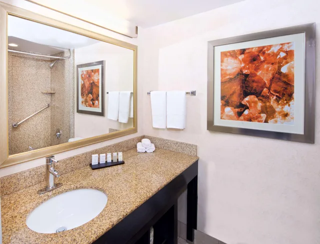 جناح بسريرين كوين بغرفتين، Embassy Suite Hotel Colorado Springs 4/4
