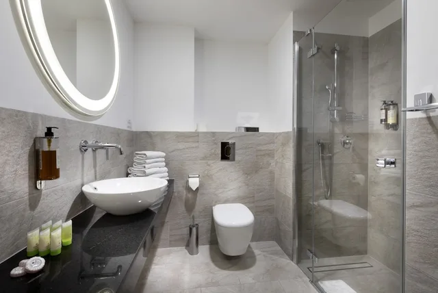 Plus, Deluxe، Hotel Sadova 3/3