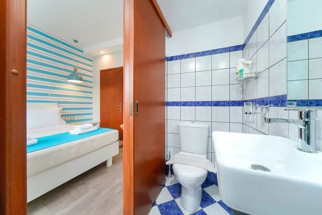 غرفة اقتصادية بسرير مزدوج بإطلالة جزئية على البحر، Kamelia Hotel 10/10
