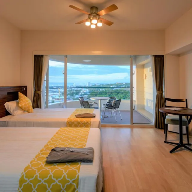 غرفة قياسية بسريرين منفصلين بإطلالة جزئية على البحر، Hotel Sunset Hill 6/8
