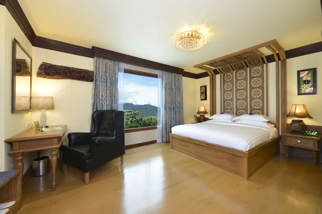غرفة غراند بسرير كينج، Peak Nimman Prestige Hotel 1/4