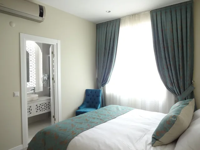 غرفة قياسية بسرير كوين، Bunkahaus 1/10