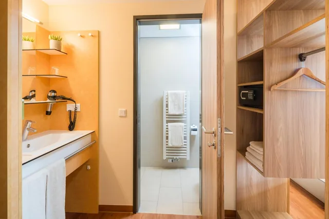 Room, Triple, Hotel Neumarkt 8/8