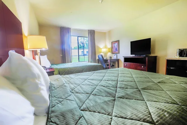 غرفة بسريرين كوين لذوي الإعاقة، The Evansville Inn 2/5